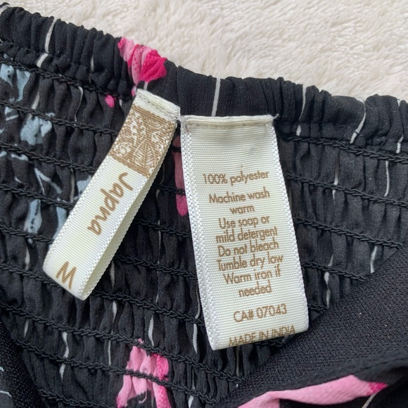 NWOT Japna Floral Jumpsuit - Picture 2 of 8